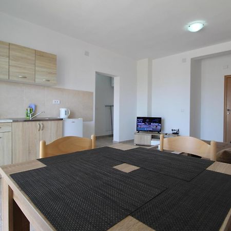 Apartments Cejovic บาร์ ห้อง รูปภาพ