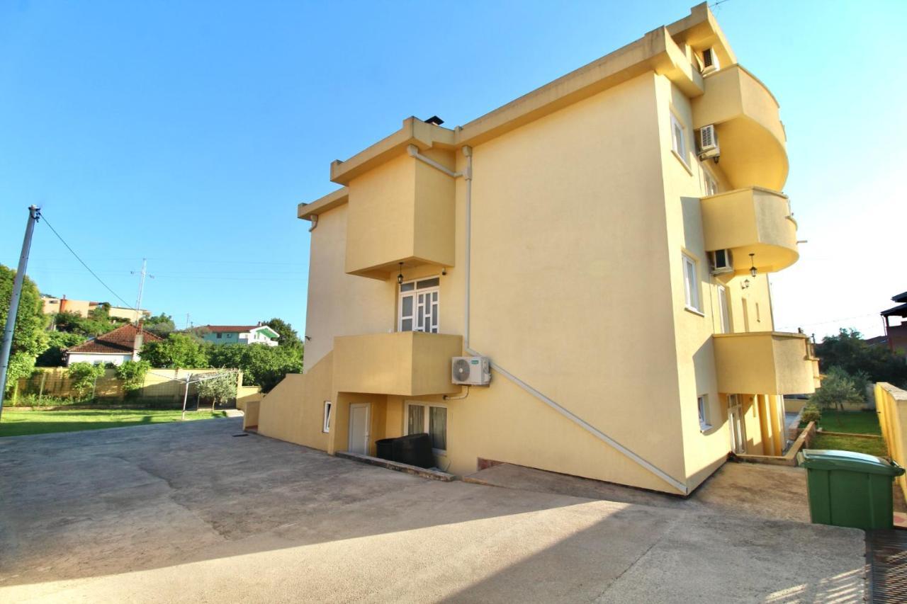 Apartments Cejovic บาร์ ภายนอก รูปภาพ